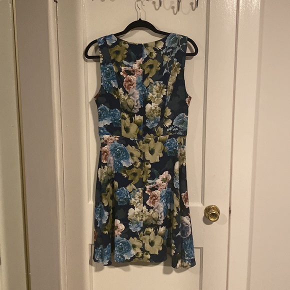 Beautiful 3rd Floor Studio dress! Never worn! - Picture 5 of 5